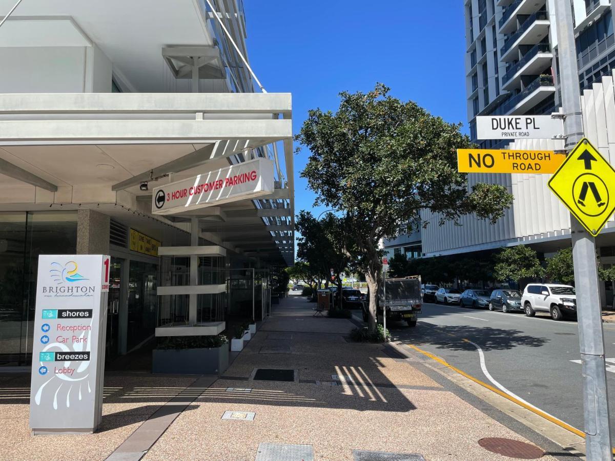 Marina Ocean View At The Shores Gold Coast Exterior photo